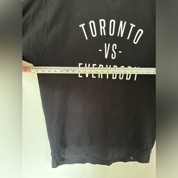 Toronto VS Everybody Peace Collective Canada Black White Sweatshirt Unisex XL - Picture 6 of 7